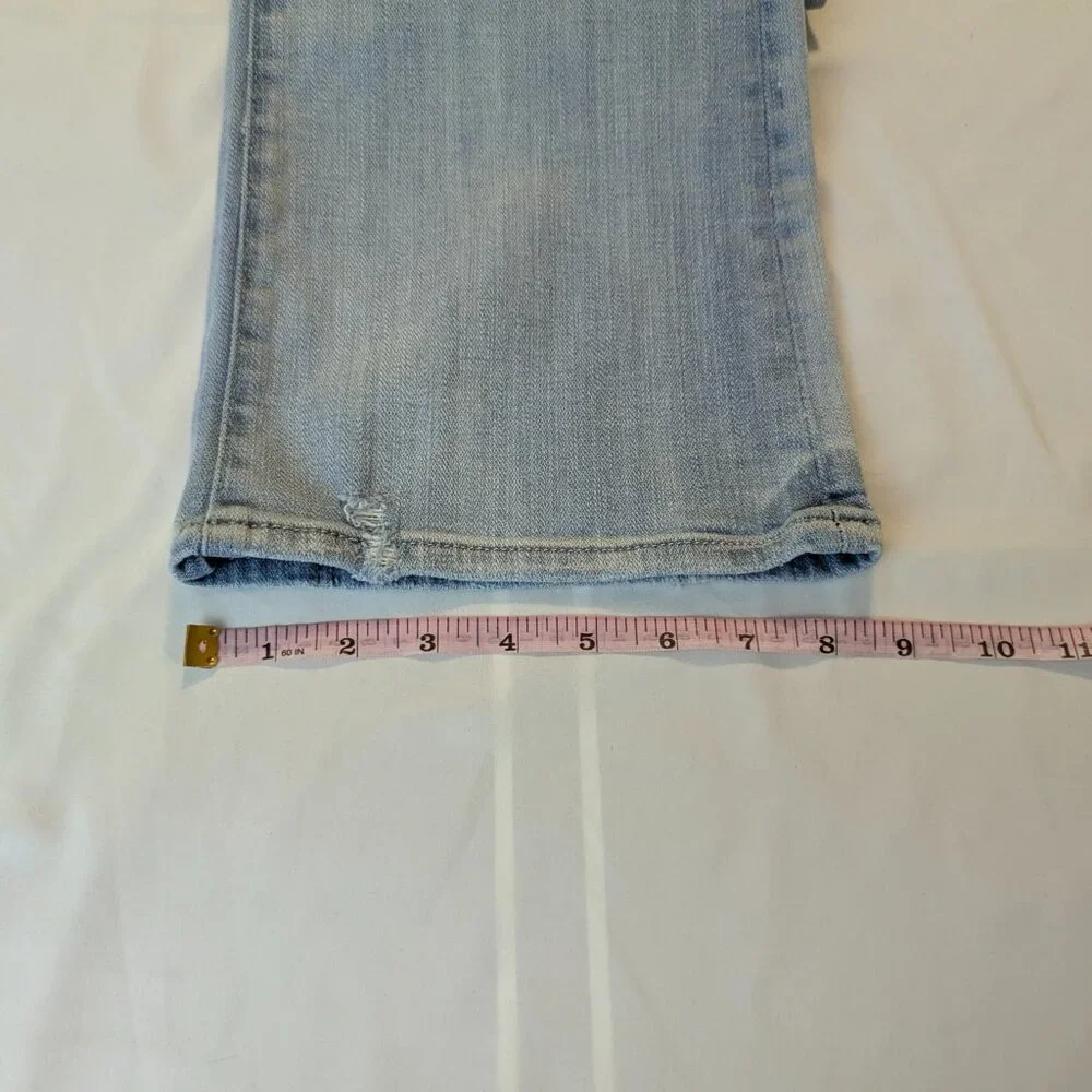 7 For All Mankind Original Bootcut Light Wash Size 26 *Stain? - Picture 13 of 16